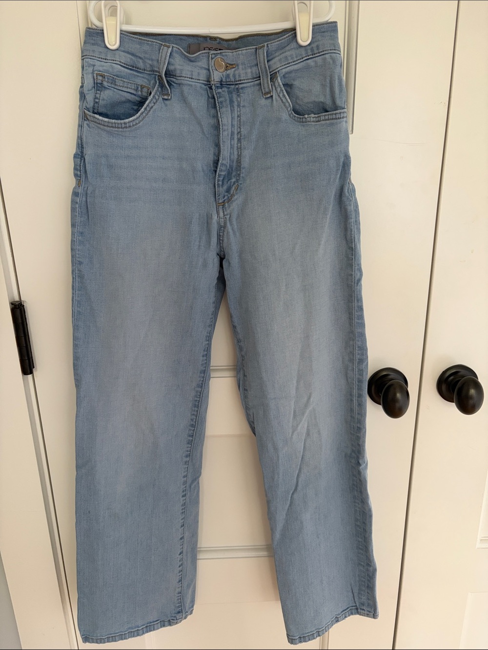 Joe's Jeans Light Blue Denim Pocket Detail.  Size 26